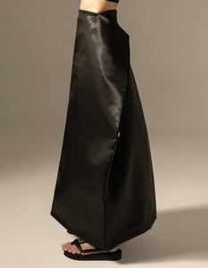 Extravert 2-Way Transforming Piece: Skirt / Bag