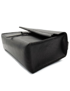 one piece culatta leather shoulder bag